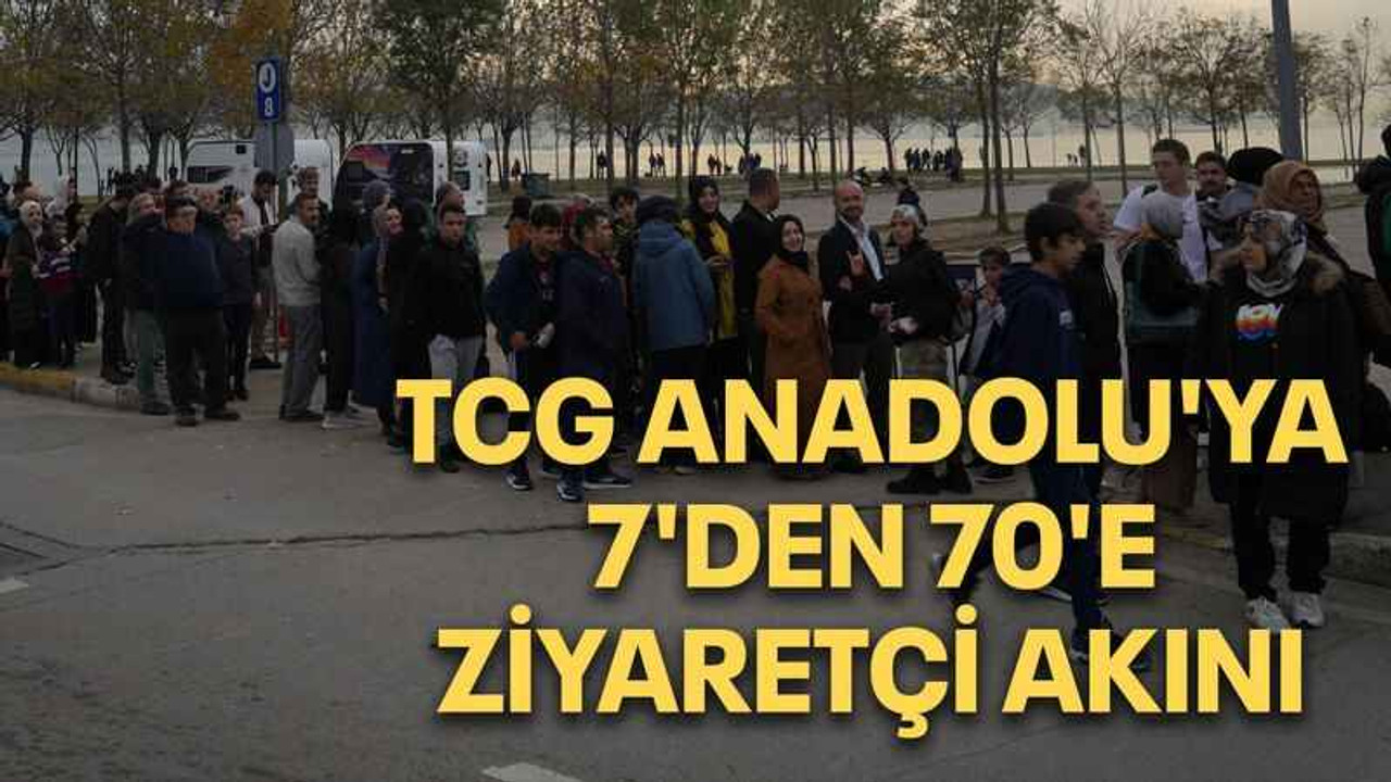 TCG Anadolu'ya 7'den 70'e ziyaretçi akını